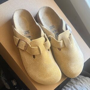Birkenstock Light Brown Suede Clogs